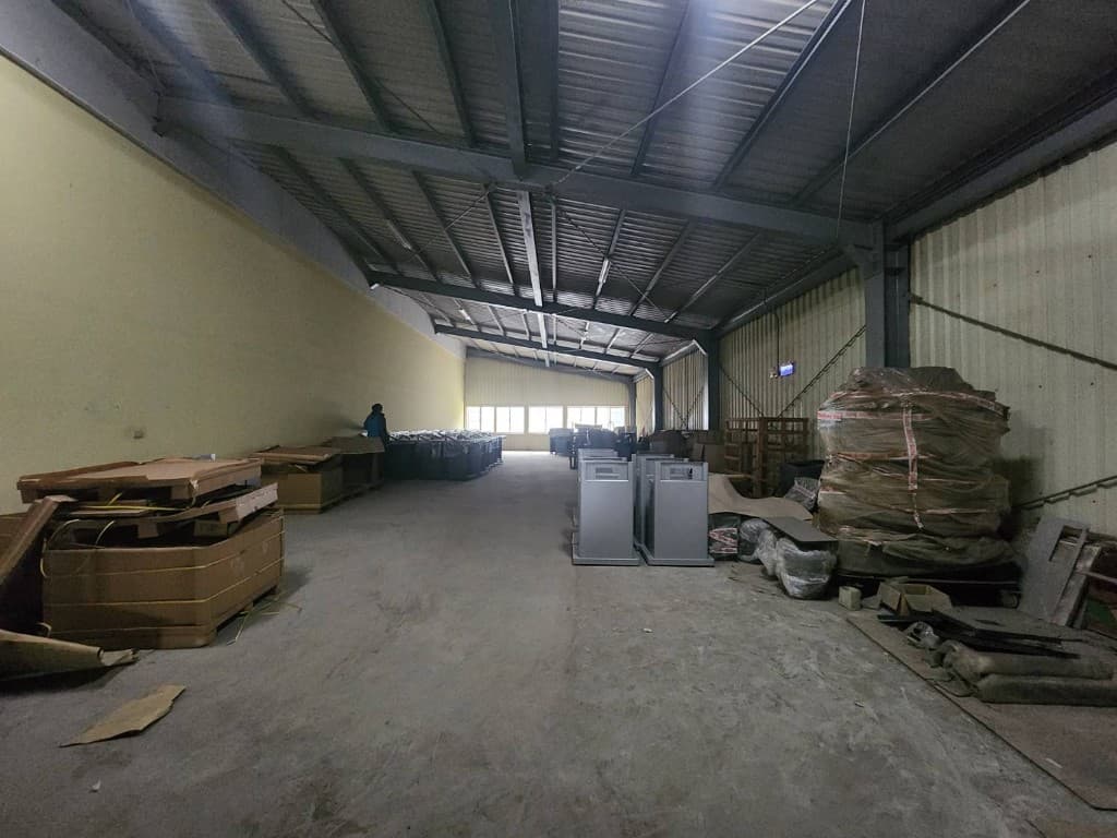 近觀音工業區挑高天車廠房現場照片 4