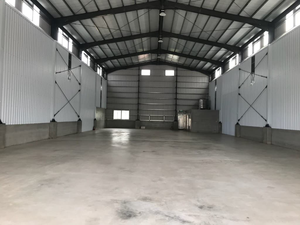 龍潭近交流道合法挑高鋼構廠房現場照片 3