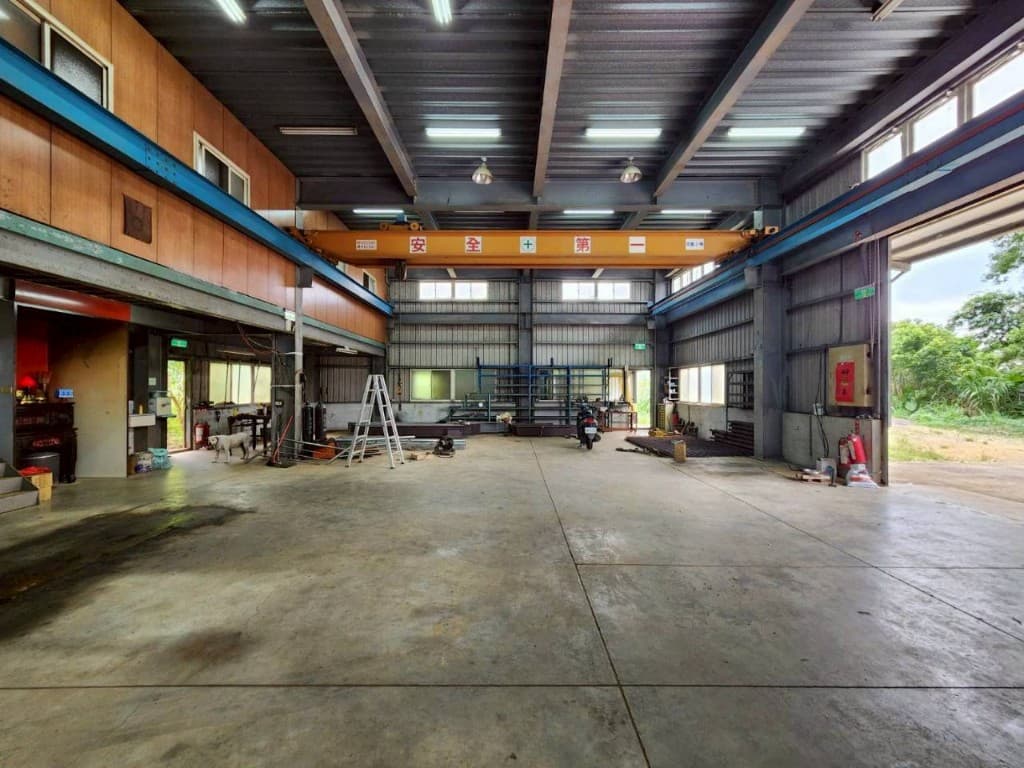 近高原交流道大腹地挑高鋼構廠房現場照片 4
